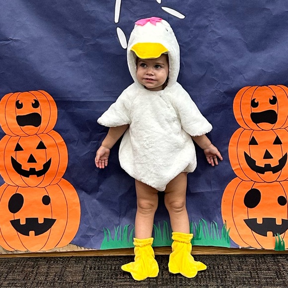 Duckling Baby Costume 12-24 mos - Picture 5 of 5